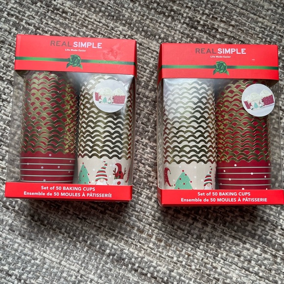 Two boxes of baking dessert cups 50 in each box Christmas holiday festive gnome - Picture 1 of 5